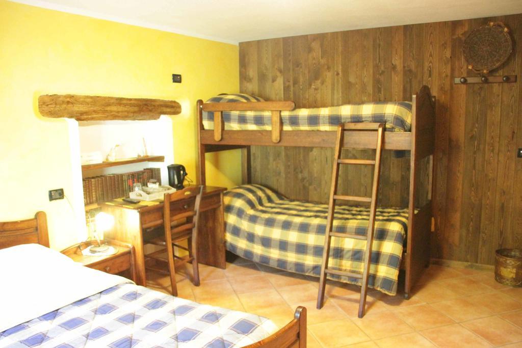 Chambres D'Hotes Les Fleurs Pila  Ruang foto