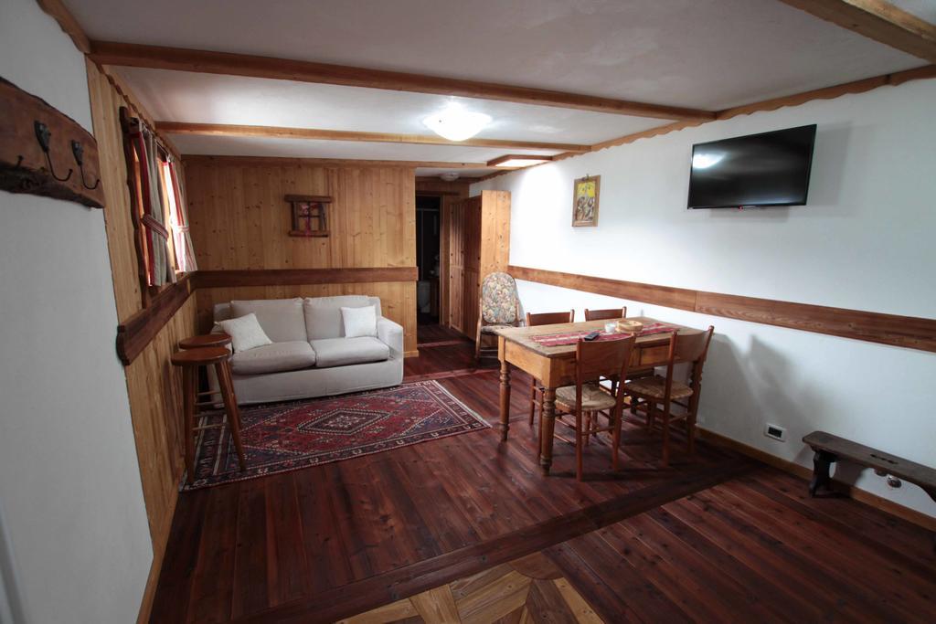 Chambres D'Hotes Les Fleurs Pila  Bagian luar foto