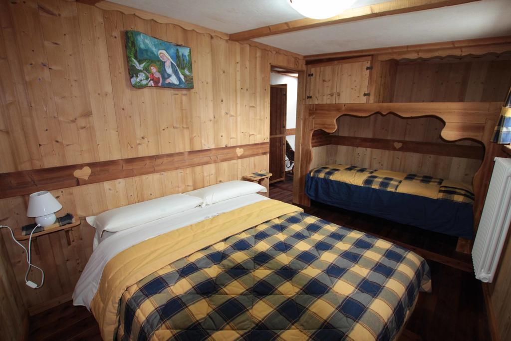 Chambres D'Hotes Les Fleurs Pila  Bagian luar foto